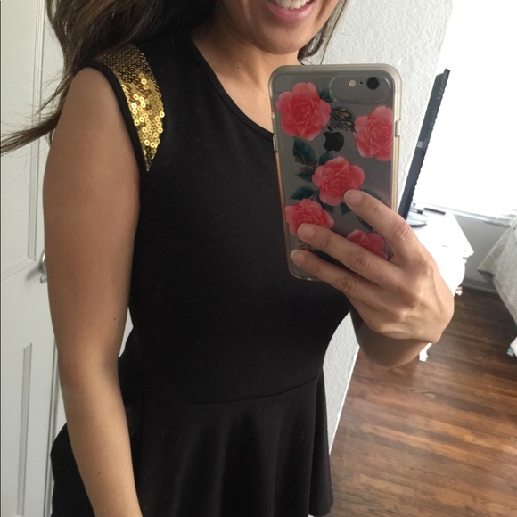 Black peplum top with gold detail - Picture 4 of 6